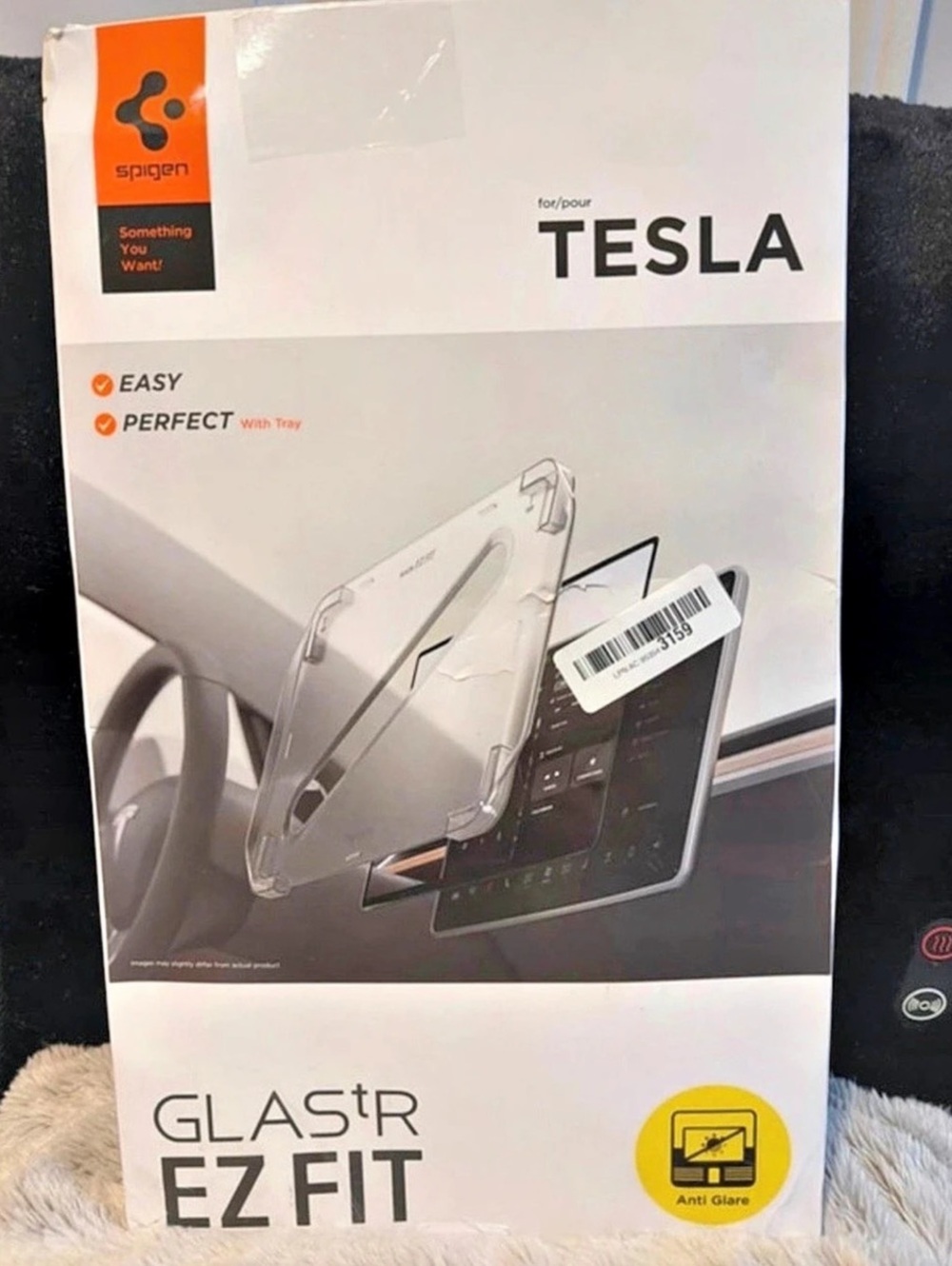 Spigen Glas.tR EZ Fit Screen Protector for Tesla Model 3 / Model Y Tesla Screen